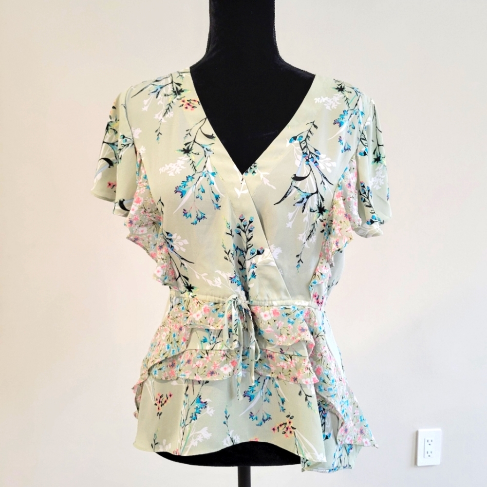 New York & Company Soho V Neck Light Green Flower Blouse